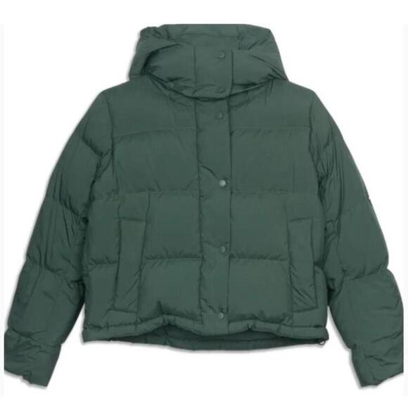 lululemon athletica Jackets & Blazers - NWOT Lululemon Women’s Wunder Puff Jacket with Hood Everglade Green 12 like new